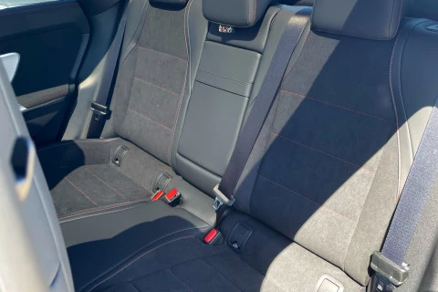 Mercedes-Benz CLA CLA 180 con tecnología híbrida