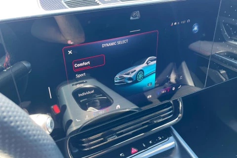 Mercedes-Benz CLA CLA 180 con tecnología híbrida
