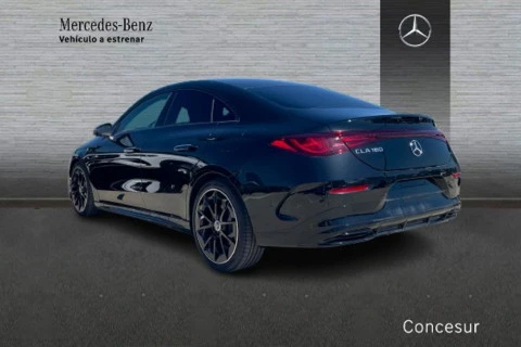 Mercedes-Benz CLA CLA 180 con tecnología híbrida