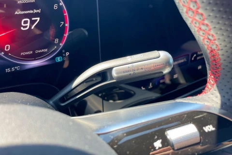 Mercedes-Benz CLA CLA 180 con tecnología híbrida