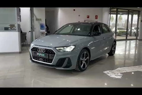 Audi A1 Sportback Adrenal Black 30TFSI 81kW S tr