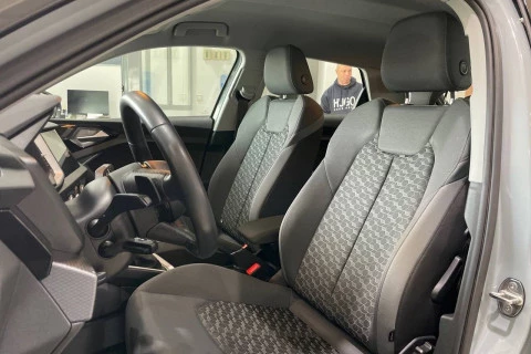 Audi A1 Sportback Adrenal Black 30TFSI 81kW S tr