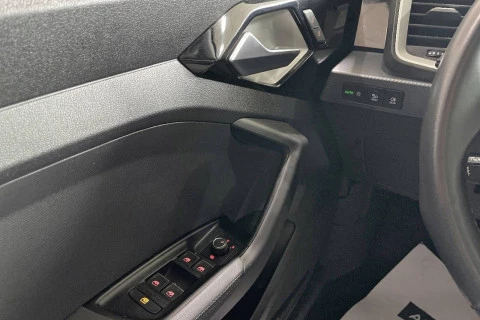 Audi A1 Sportback Adrenal Black 30TFSI 81kW S tr