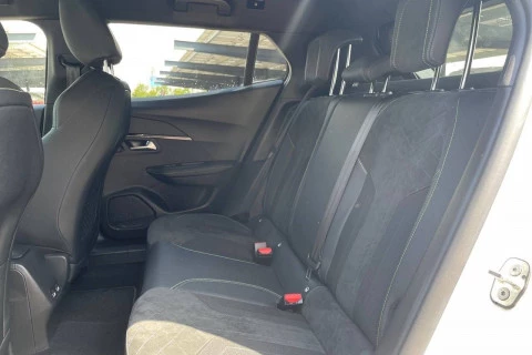 Peugeot 2008 GT BlueHDI 130 S&S EAT8