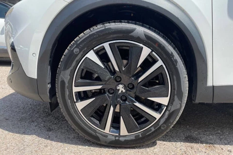 Peugeot 2008 GT BlueHDI 130 S&S EAT8