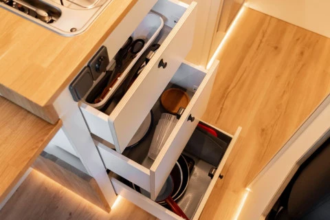 Peugeot Boxer 335 L3H2 BHDI 140 S&S 6 VEL.