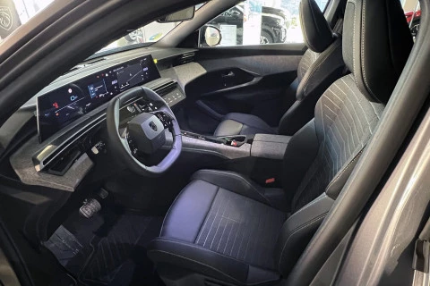 Peugeot 3008 Hybrid 1.2 107KW Allure eDCS6