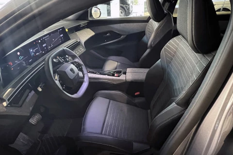 Peugeot 3008 Hybrid 1.2 107KW Allure eDCS6