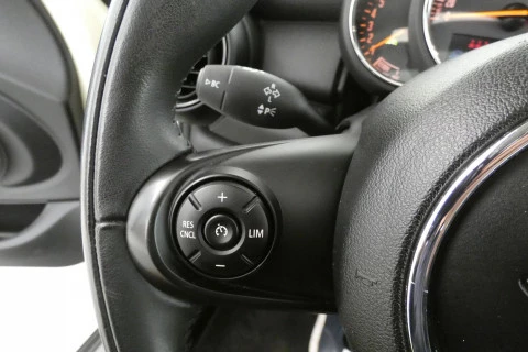 MINI Mini F55 Mini One