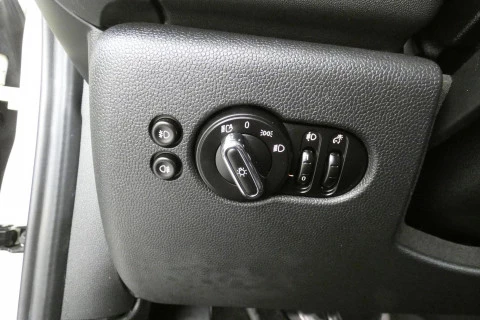 MINI Mini F55 Mini One