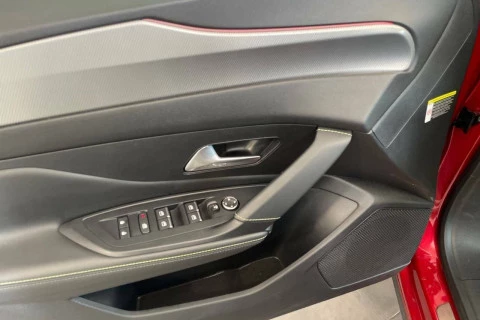 Peugeot 408 408 GT Puretech 130 EAT8