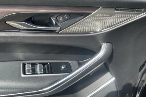 Jaguar F-Pace 2.0D l4 MHEV SE AWD Auto 150 kW (204 CV)