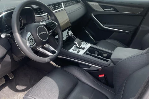 Jaguar F-Pace 2.0D l4 MHEV SE AWD Auto 150 kW (204 CV)