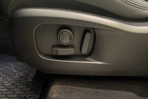 Jaguar F-Pace 2.0D l4 MHEV SE AWD Auto 150 kW (204 CV)