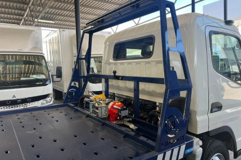 Mitsubishi Fuso Canter 7c18 Portacoches