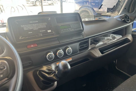 Mitsubishi Fuso Canter 7c18 Portacoches