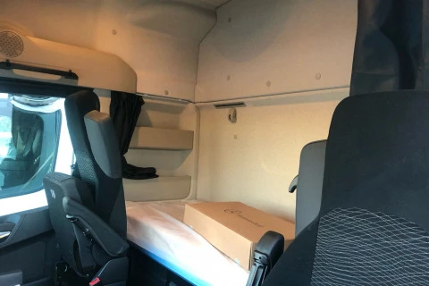 Mercedes-Benz Actros 1848 LS F