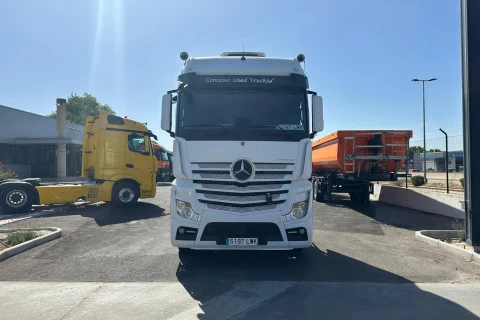 Mercedes-Benz Actros 1851 LS