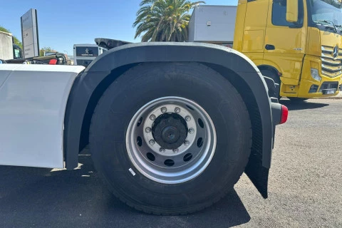 Mercedes-Benz Actros 1851 LS