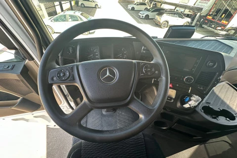 Mercedes-Benz Actros 1851 LS