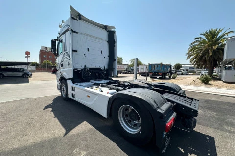 Mercedes-Benz Actros 1851 LS