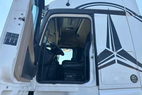 Mercedes-Benz Actros 1851 LS