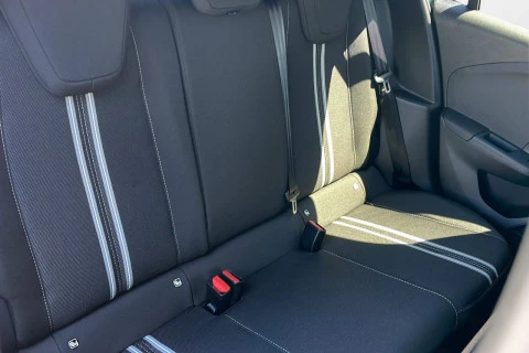 Opel Corsa 1.2T XHL Hybrid 81kW YES eDCT