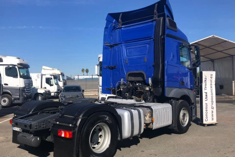 Mercedes-Benz Actros 1845 ls + adr mercancias peligrosas