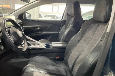 Peugeot 5008 Allure BlueHDi 96kW (130CV) S&S EAT8