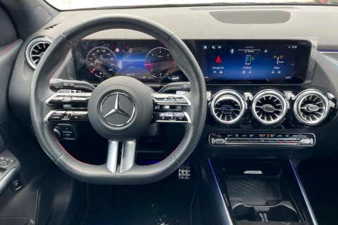 Mercedes-Benz GLA GLA 200 D