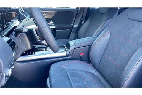 Mercedes-Benz GLA GLA 200 D