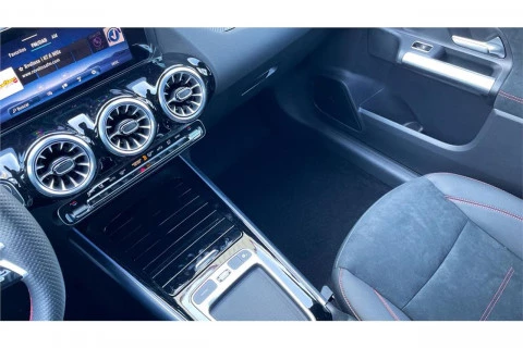 Mercedes-Benz GLA GLA 200 D