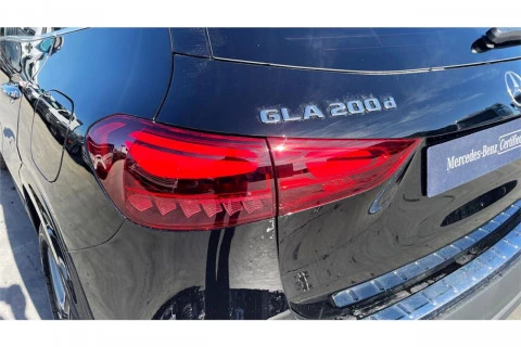 Mercedes-Benz GLA GLA 200 D