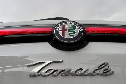 Alfa Romeo Tonale 1,6 DS 130 CV VELOCE