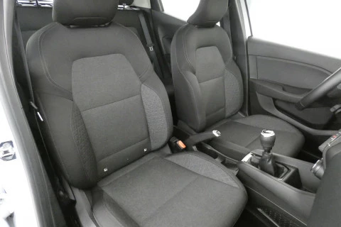 Renault Clio   TCe Intens 67kW