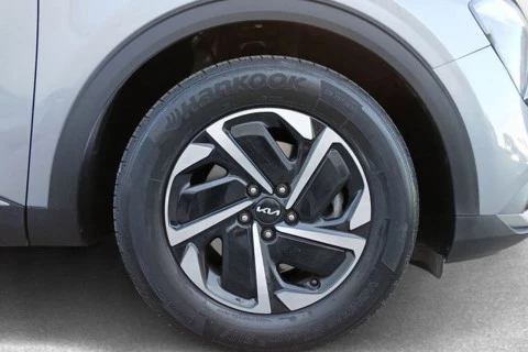 Kia Sportage 1.6 T-GDi MHEV 118kW (160CV) Drive 17