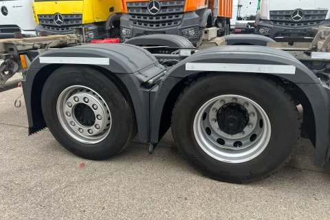 Mercedes-Benz Actros 2553 L BDF