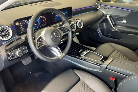 Mercedes-Benz Clase A A 250 e con tecnología híbrida EQ Sedán
