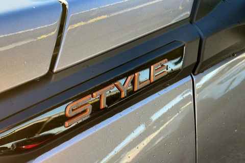 Peugeot 2008 N2008 Style Hybrid 145 eDCS6