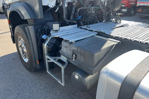 Mercedes-Benz Arocs 1853 LS 