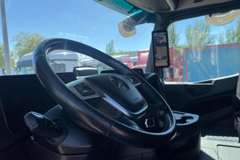 Mercedes-Benz Arocs 1853 LS 