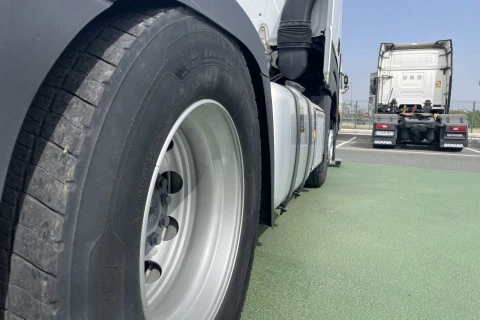 Mercedes-Benz Actros 1848LS