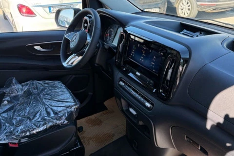 Mercedes-Benz Vito 116CDI AT 120kW Tourer Select Larga