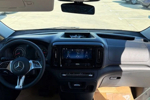 Mercedes-Benz Vito 116CDI AT 120kW Tourer Select Larga