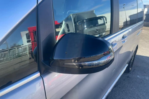 Mercedes-Benz EQV 300