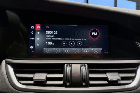 Alfa Romeo Giulia 2.9T V6 382kW (520CV) Quadrifoglio AT