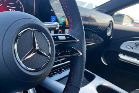 Mercedes-Benz CLA CLA 180 con tecnología híbrida