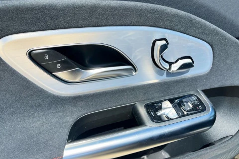 Mercedes-Benz CLA CLA 180 con tecnología híbrida