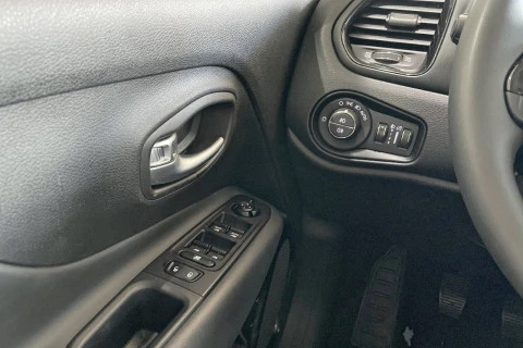 Jeep Renegade Night Eagle II 1.0G 88kW (120CV) 4x2