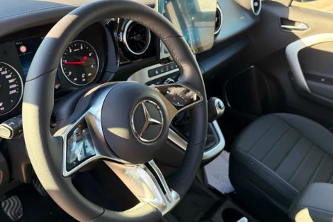 Mercedes-Benz Clase T 180 d